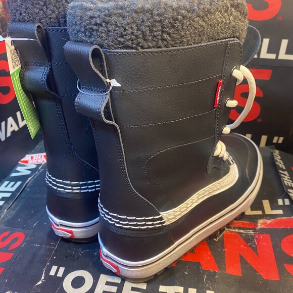 Vans Men's 4/Women's 5.5 MTE Standard Snow Black/White VN0A5JI1Y28 NIB - Picture 9 of 12